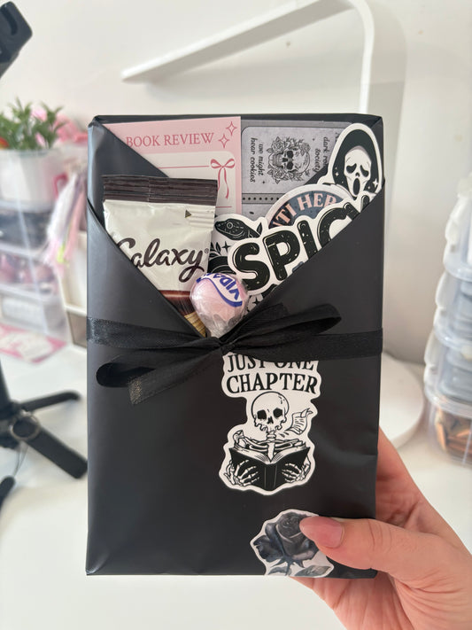 Blind date with a spicy book ~ Dark Romance