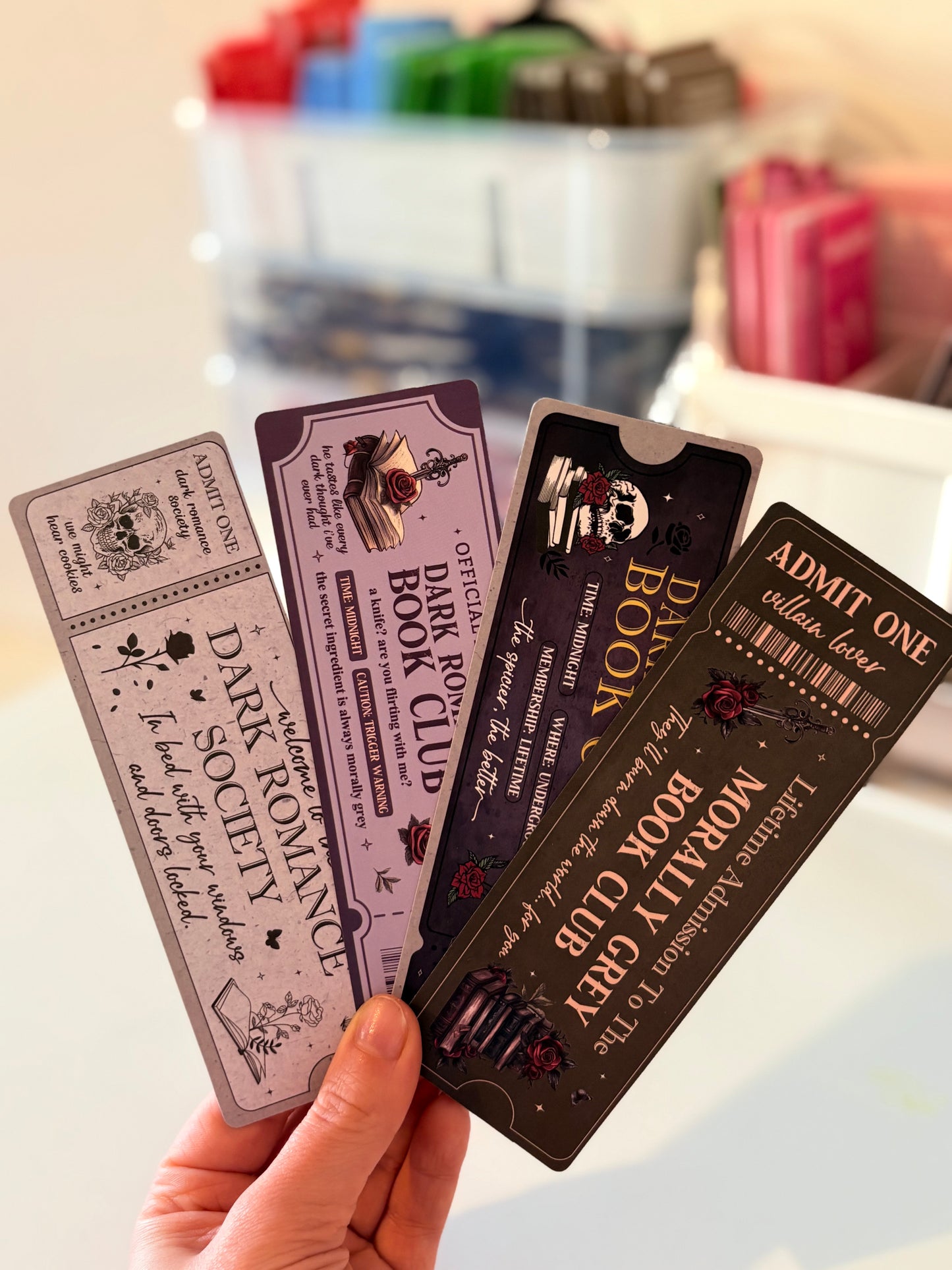 Blind date with a spicy book ~ Dark Romance